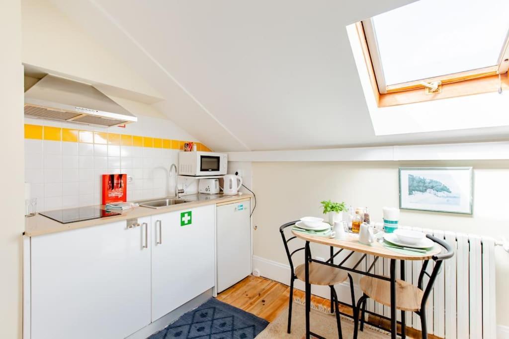 Sky Accommodations Barcelona Studio 코임브라 외부 사진